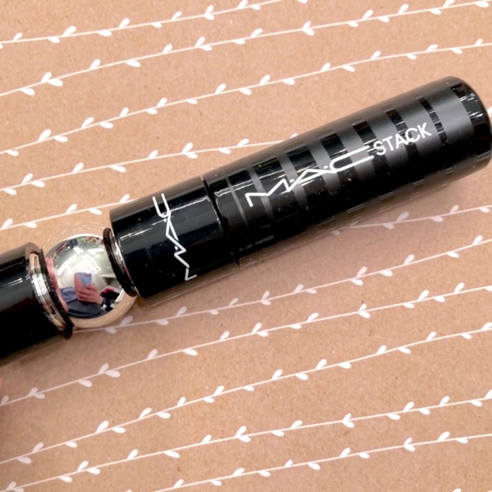 MAC Stack Mascara